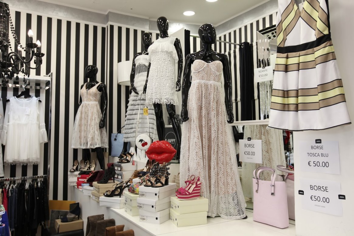 Oltremoda Outlet