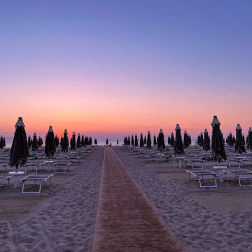 Alba in spiaggia